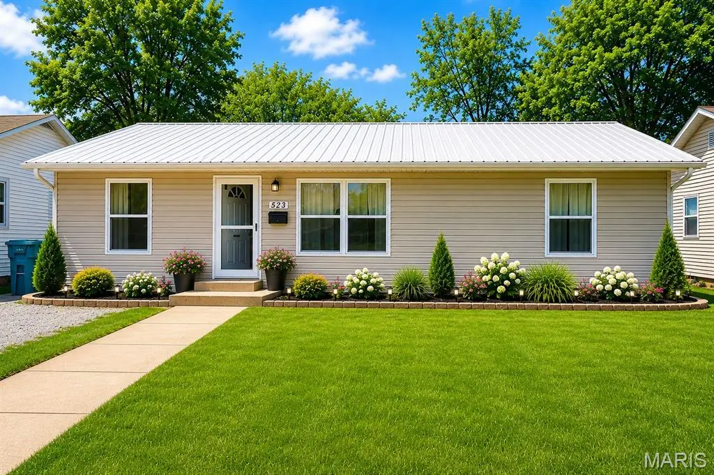 523 Elmont RD, Sullivan, MO 63080
