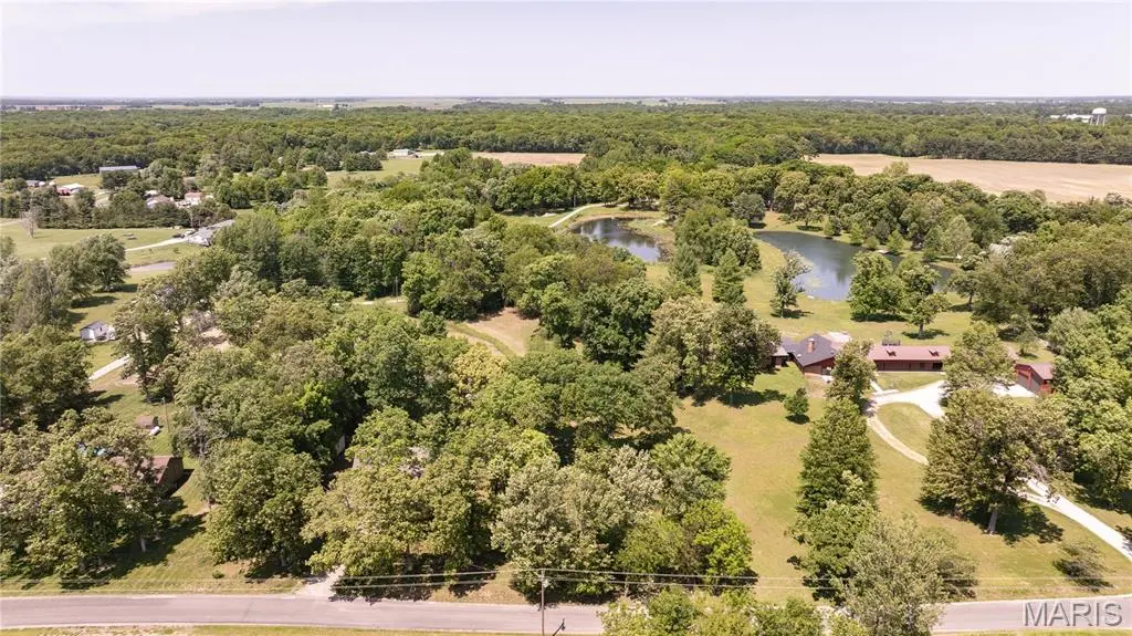 0 Gun Club RD, Brighton, IL 62012