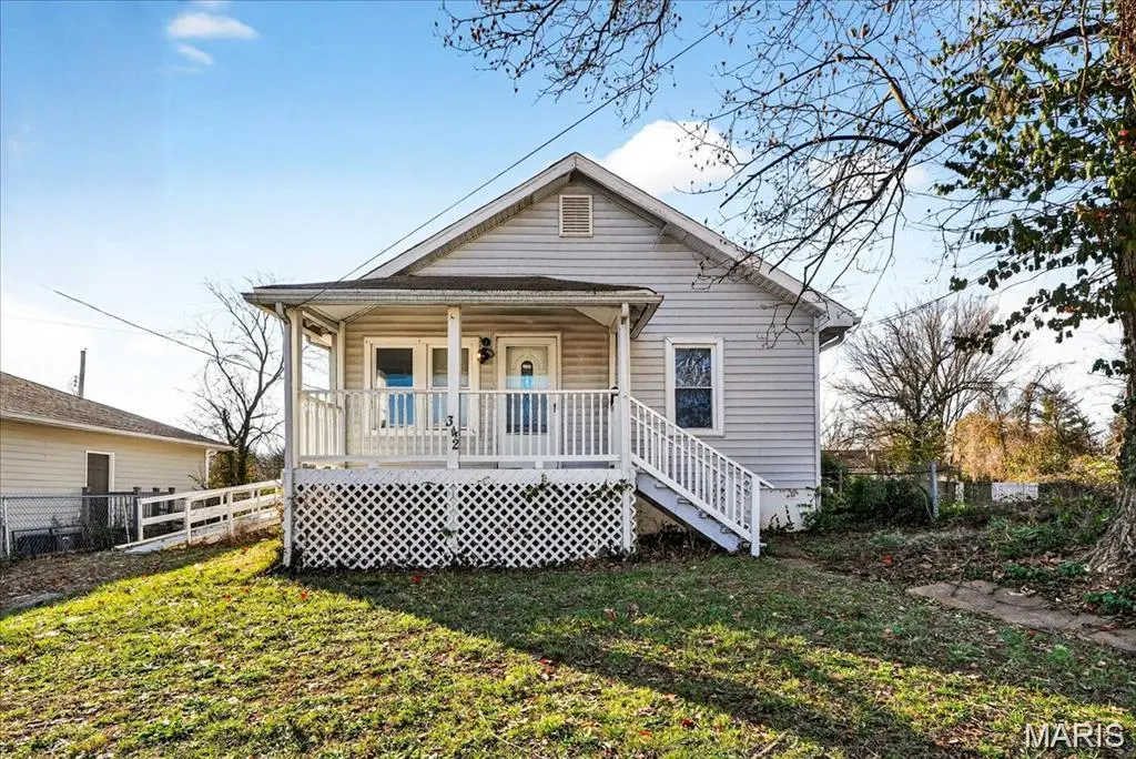 342 Alsobrook ST, Kirkwood, MO 63122