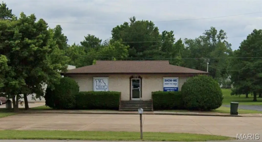 322 E Karsch BLVD, Farmington, MO 63640