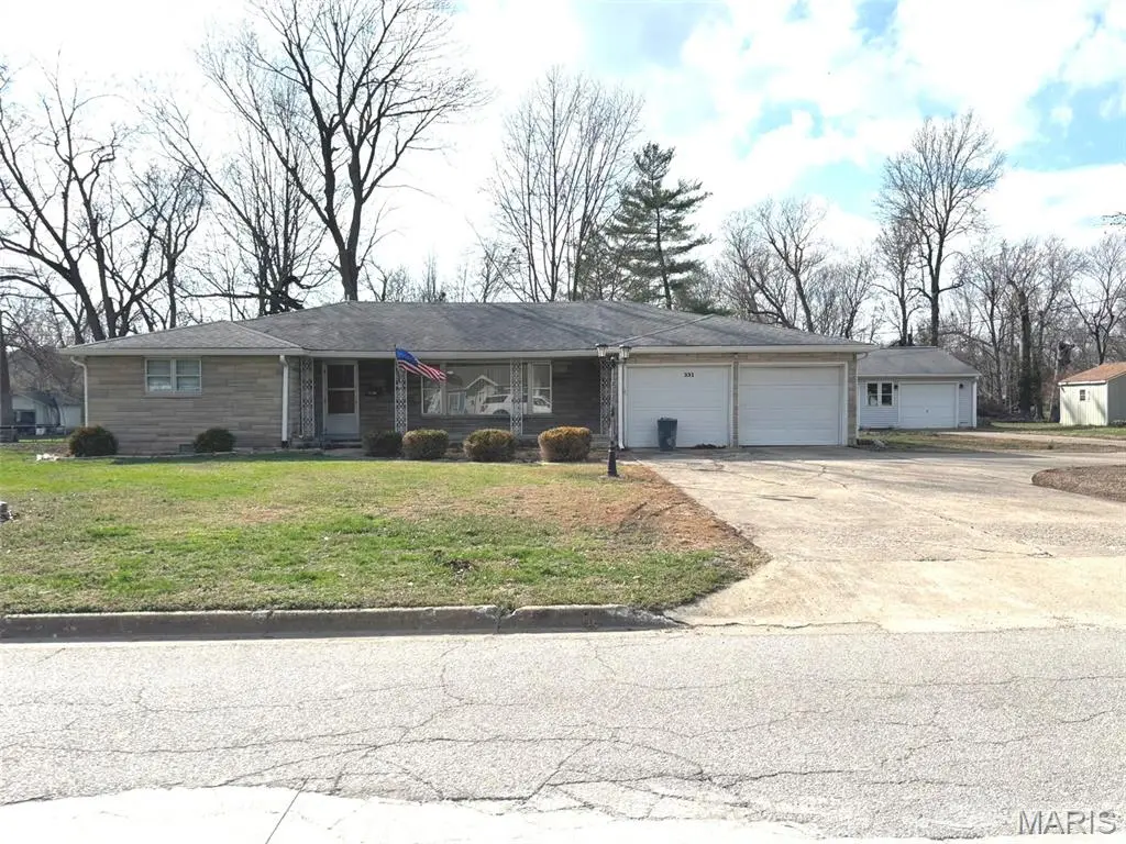 331 Illinois, Salem, IL 62881