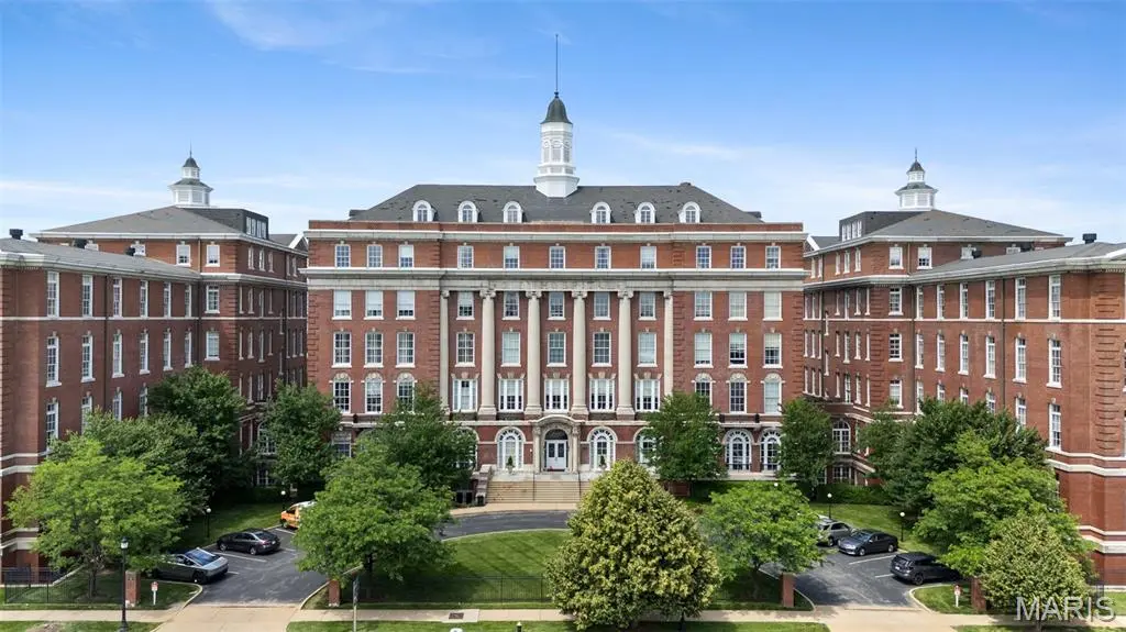 1515 Lafayette AVE #115, St Louis, MO 63104