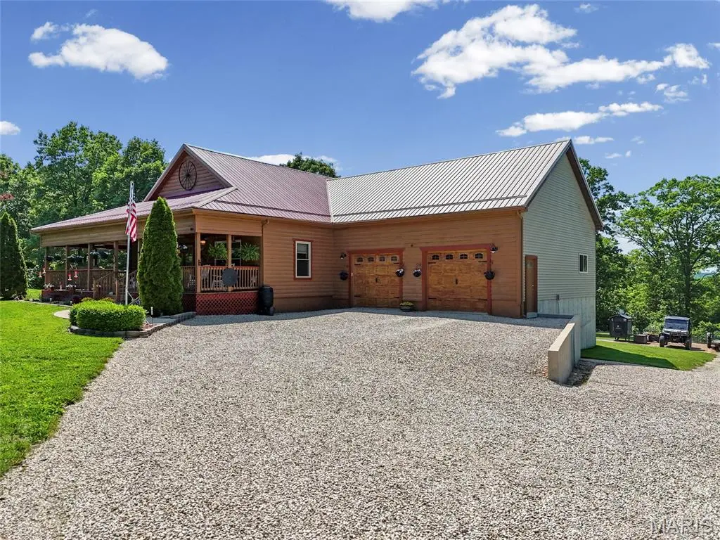 662 Nixon School RD, Leasburg, MO 65535