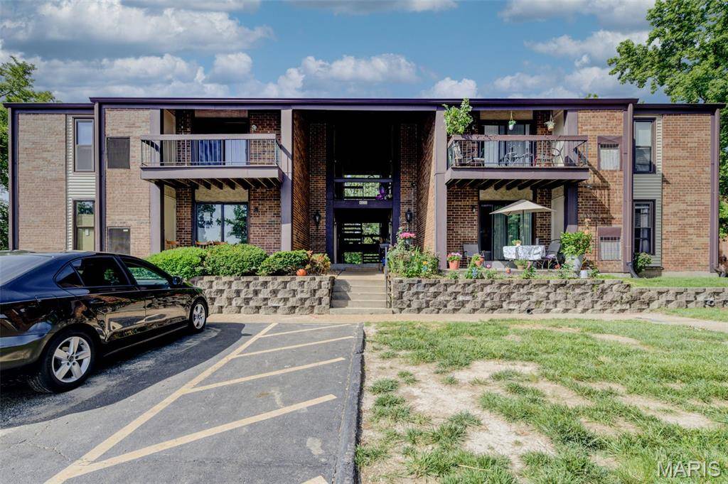 4222 Kay LN #7, Unincorporated, MO 63123