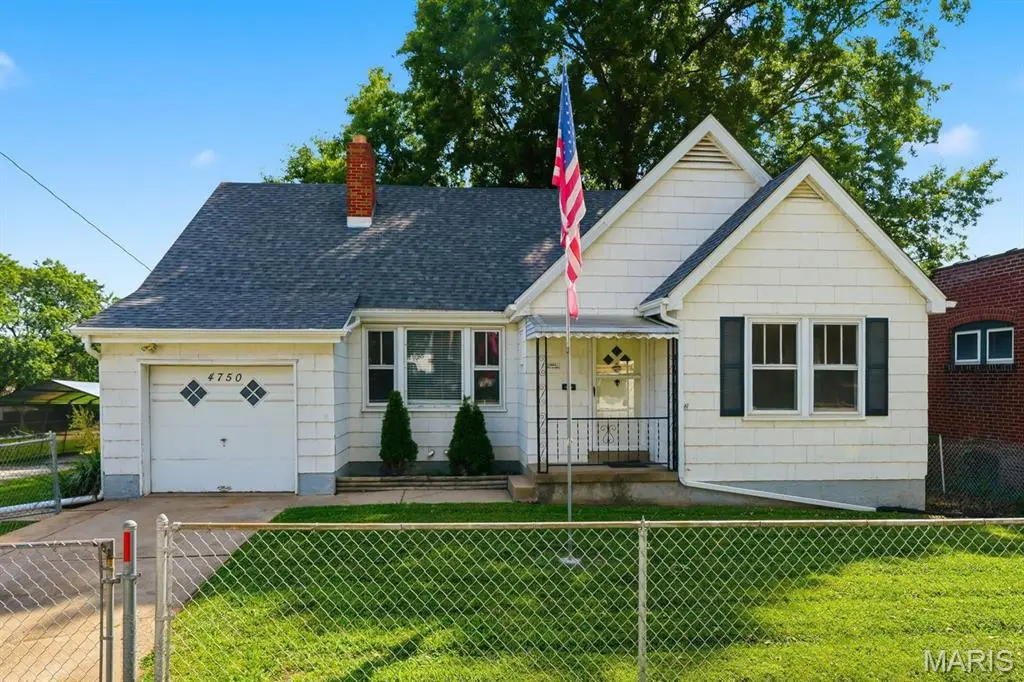 4750 Heidelberg AVE, St Louis, MO 63123