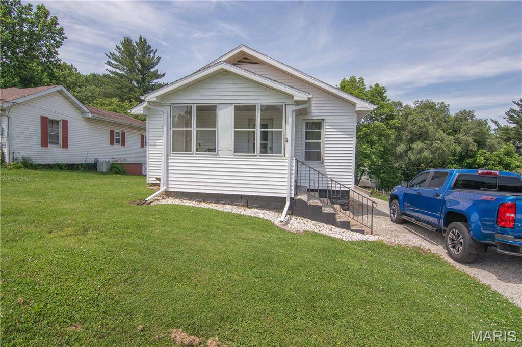 1225 W Randolph ST, Vandalia, IL 62471