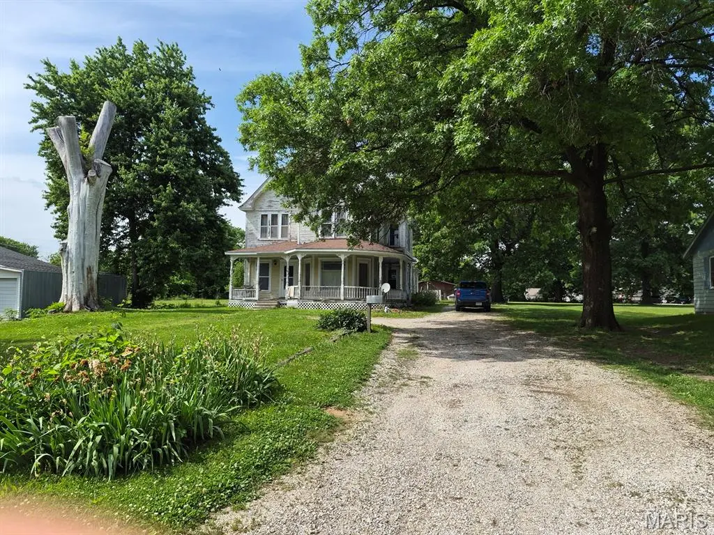 128 E Sigler, Memphis, MO 63555