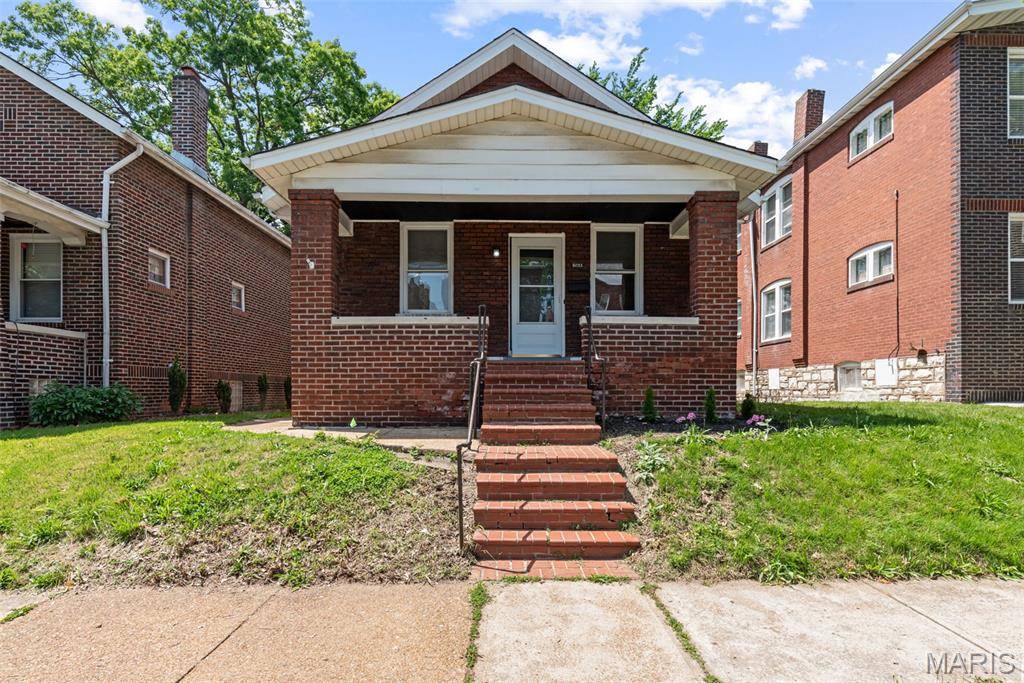 6033 Carlsbad AVE, St Louis, MO 63116
