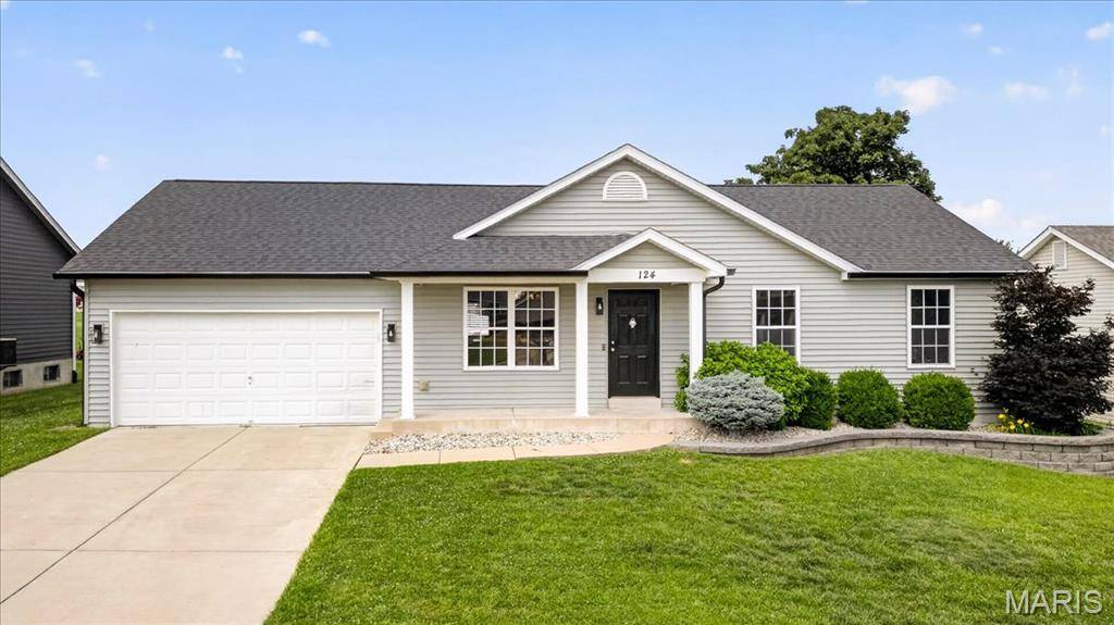 124 Brookshire Creek DR, Wentzville, MO 63385