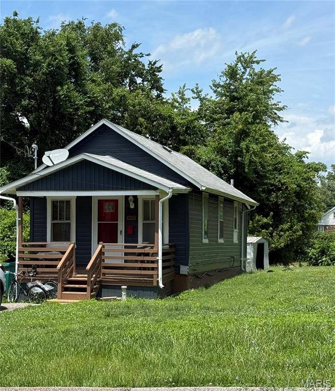 437 Thrift AVE, St Louis, MO 63137