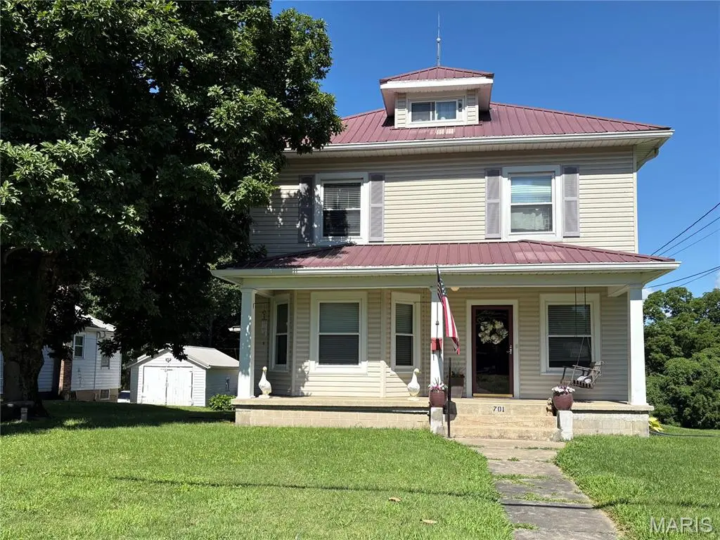 701 N Farmington RD, Jackson, MO 63755
