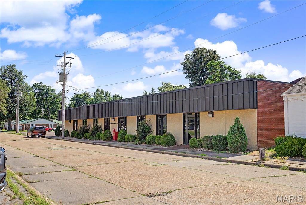205 S New Madrid ST, Sikeston, MO 63801