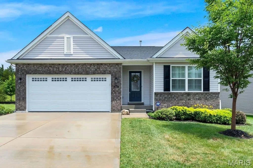215 Cambium CT, Wentzville, MO 63385