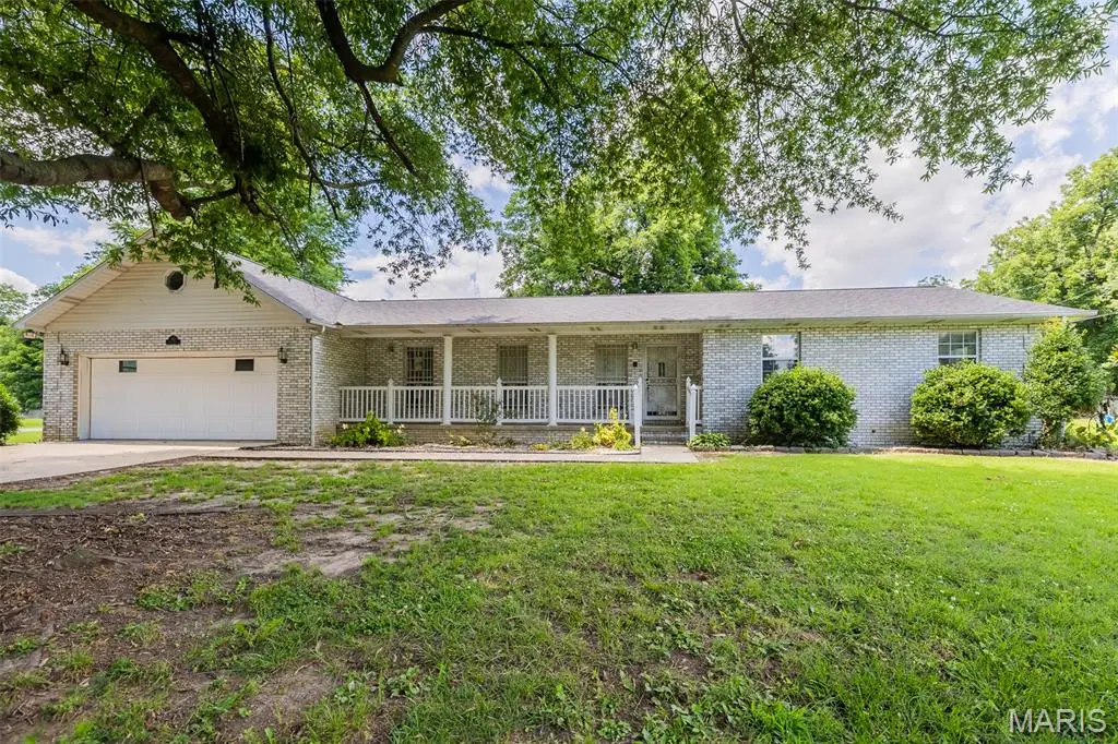 310 Park ST, Campbell, MO 63933