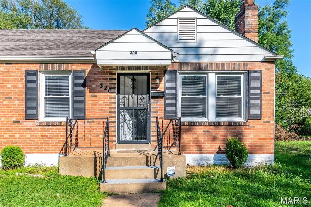320 Newell DR, Ferguson, MO 63135