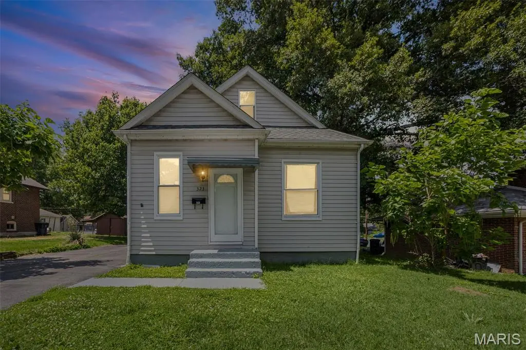323 N 37th ST, Belleville, IL 62226