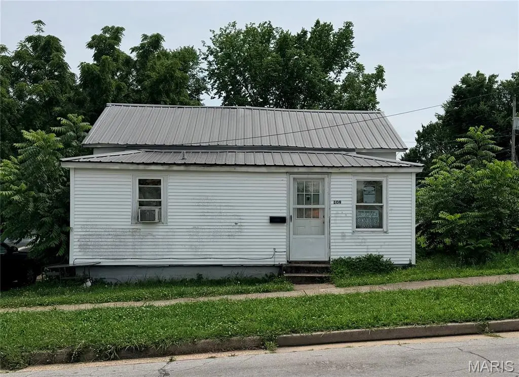 109 W 3rd ST, Rolla, MO 65401