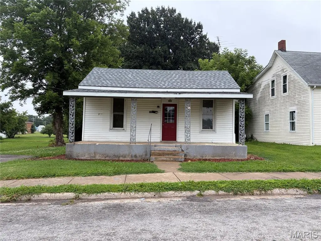 220 Vine ST, Sparta, IL 62286
