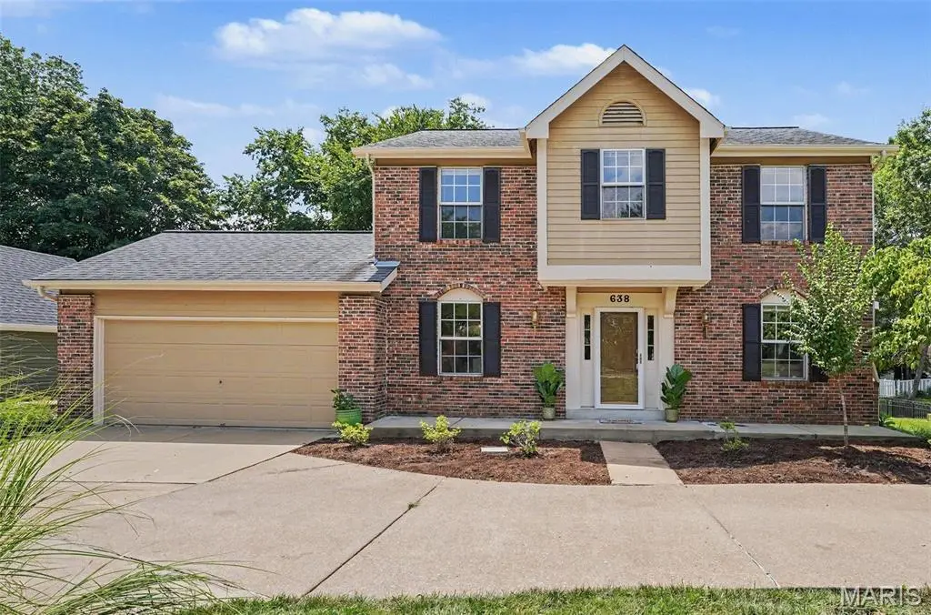 638 Old Ballwin RD, Ballwin, MO 63021