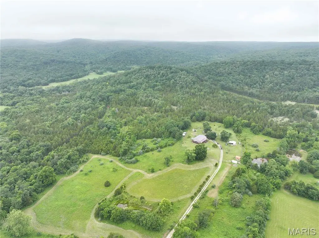 12607 Highway N, Middlebrook, MO 63656