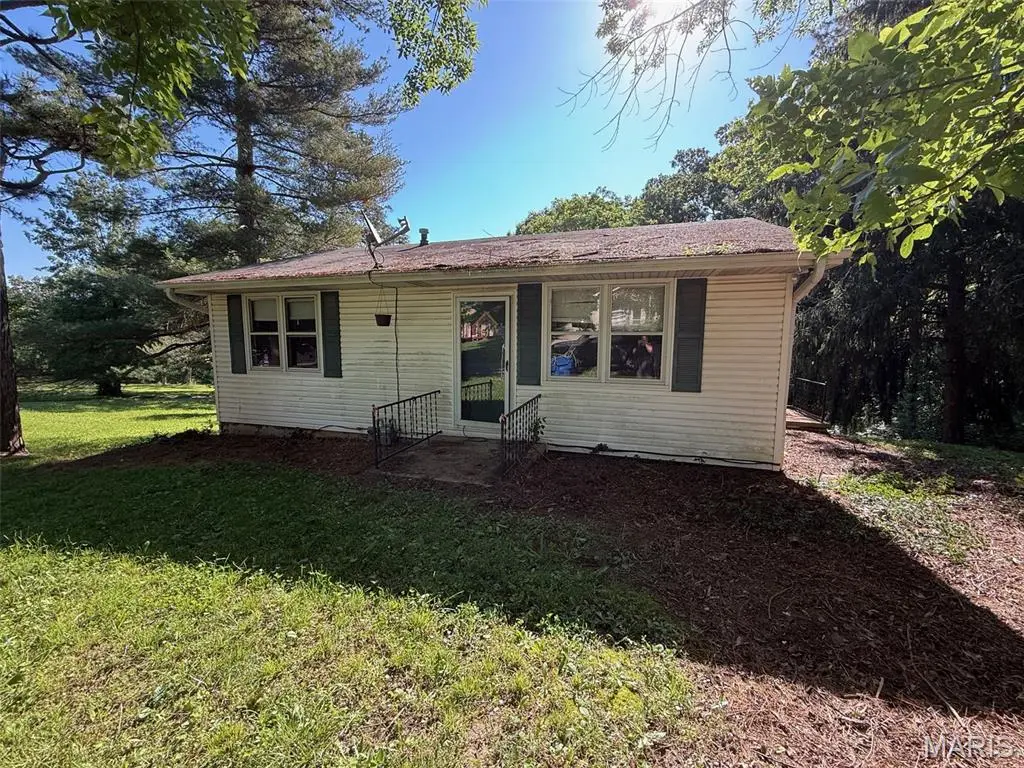 708 High ST, Marble Hill, MO 63764