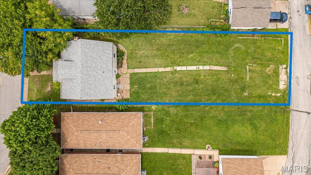 2622 Pearl AVE, St Louis, MO 63139