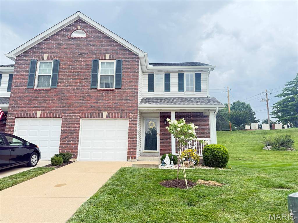 10342 Tiffany Village Circle DR, St Louis, MO 63123