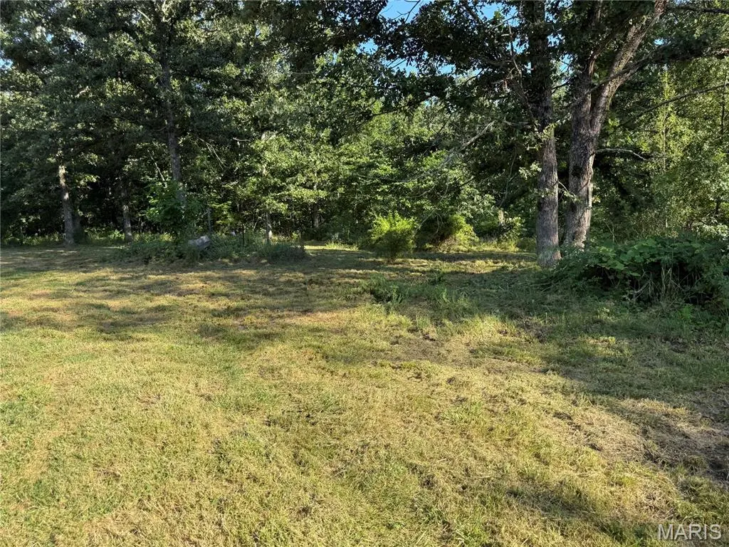 488 E Highway 8, Steelville, MO 65565
