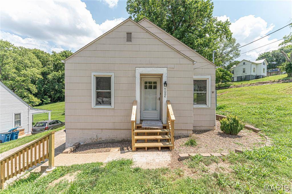 1004 Miller ST, New Haven, MO 63068