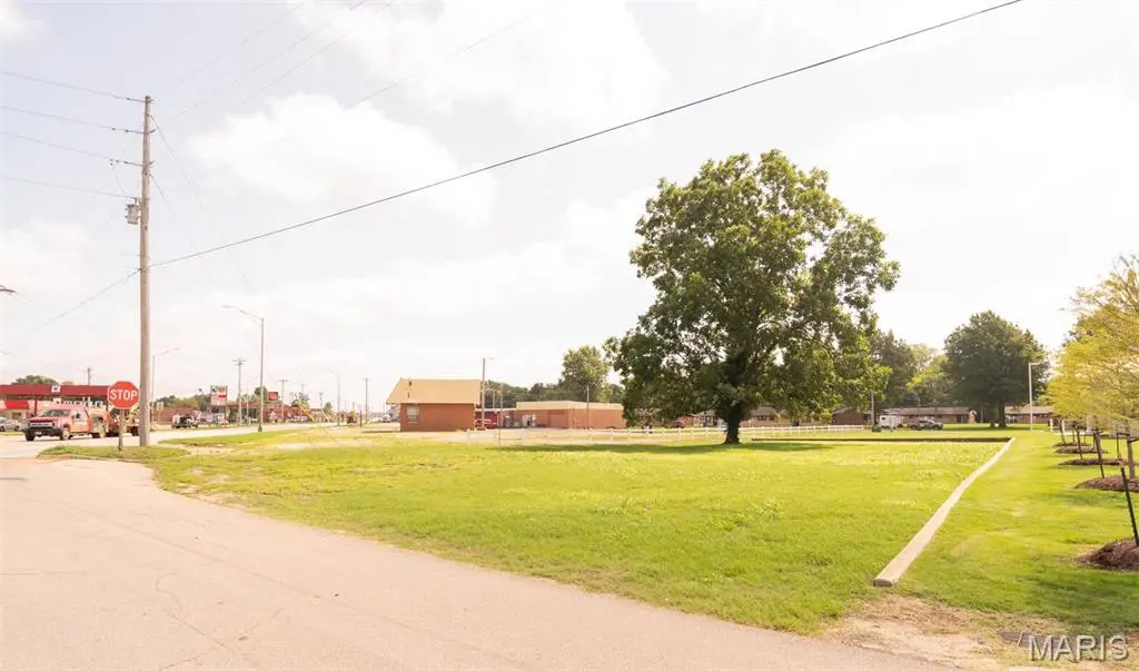 304 N E Street, Poplar Bluff, MO 63901