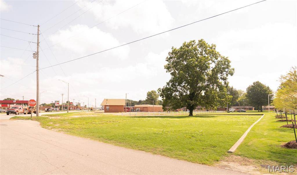304 N E Street, Poplar Bluff, MO 63901