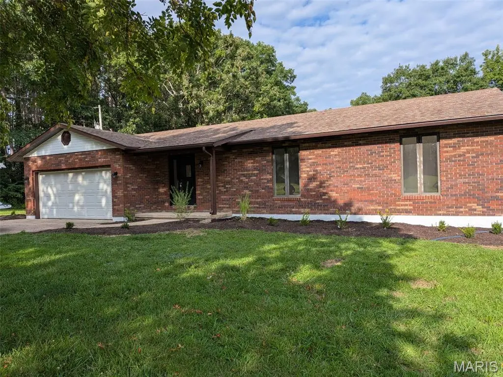 542 Hwy O, Cuba, MO 65053