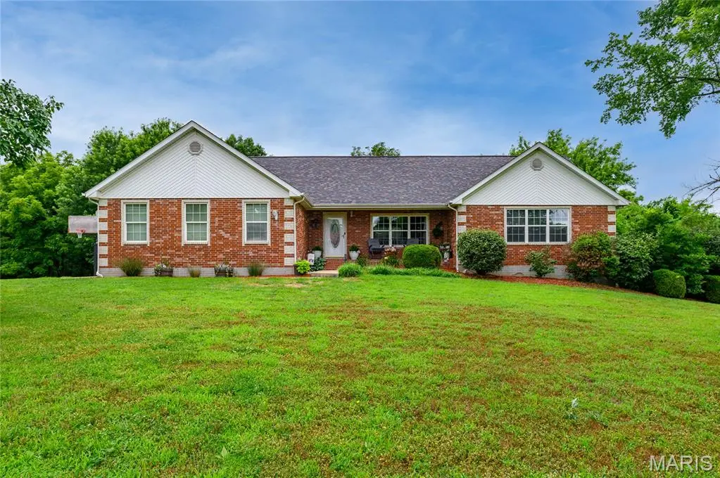 24025 Stable LN, Waynesville, MO 65583