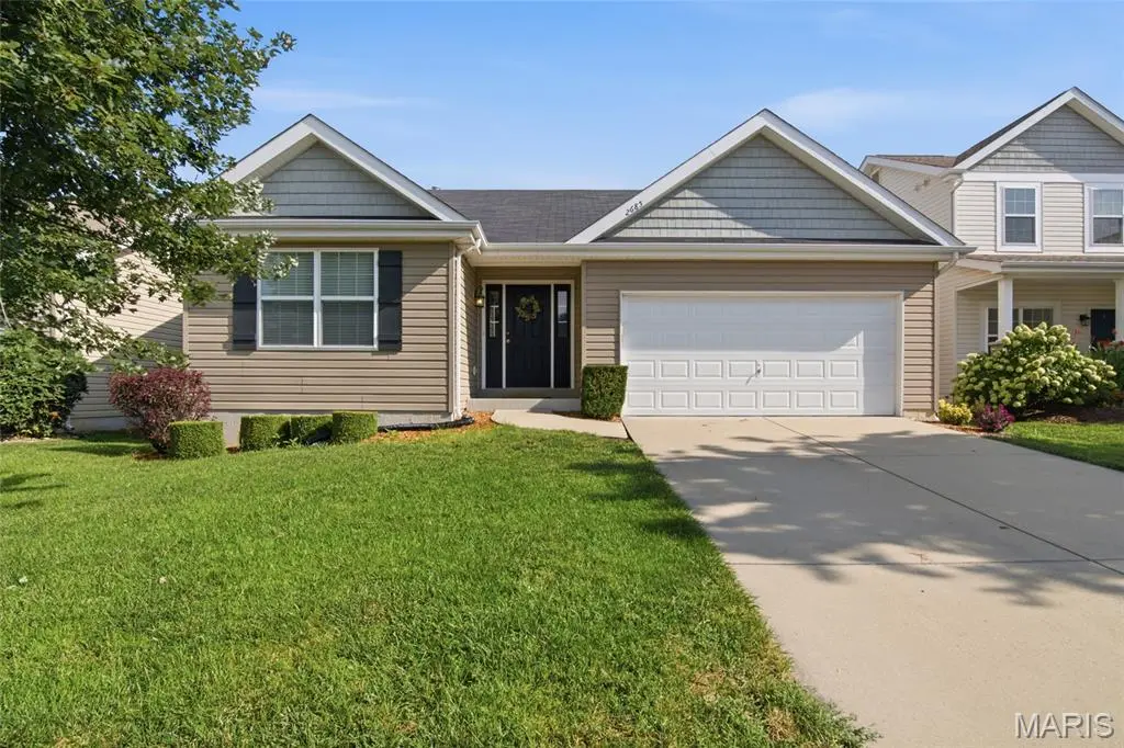 2685 Cedar Grove DR, Belleville, IL 62221
