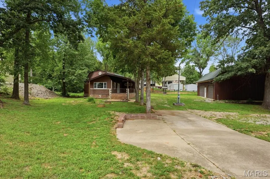 6051 Valley DR, French Village, MO 63036