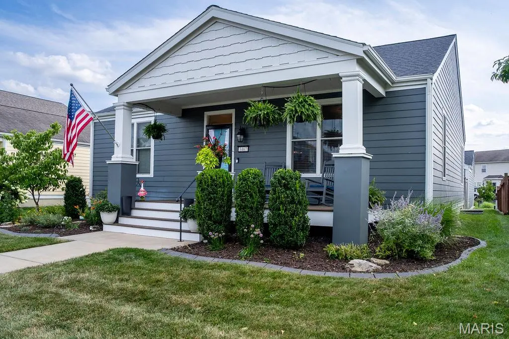 3467 Wainwright ST, St Charles, MO 63301