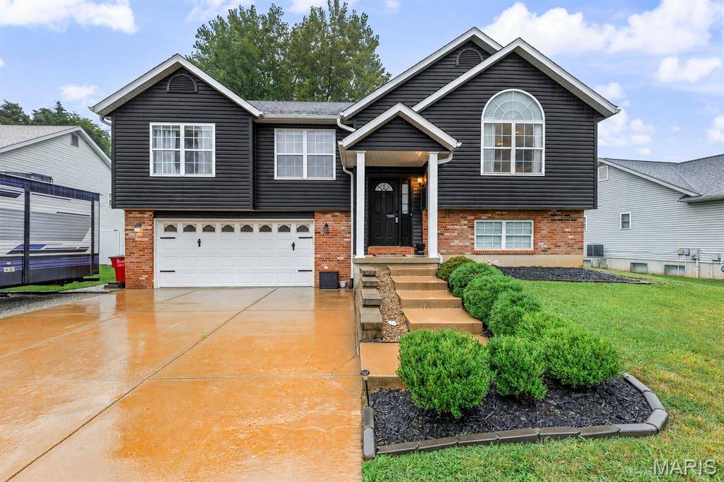 104 Williamsburg DR, Crystal City, MO 63019