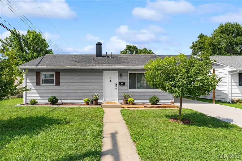 1905 Joy AVE, Granite City, IL 62040