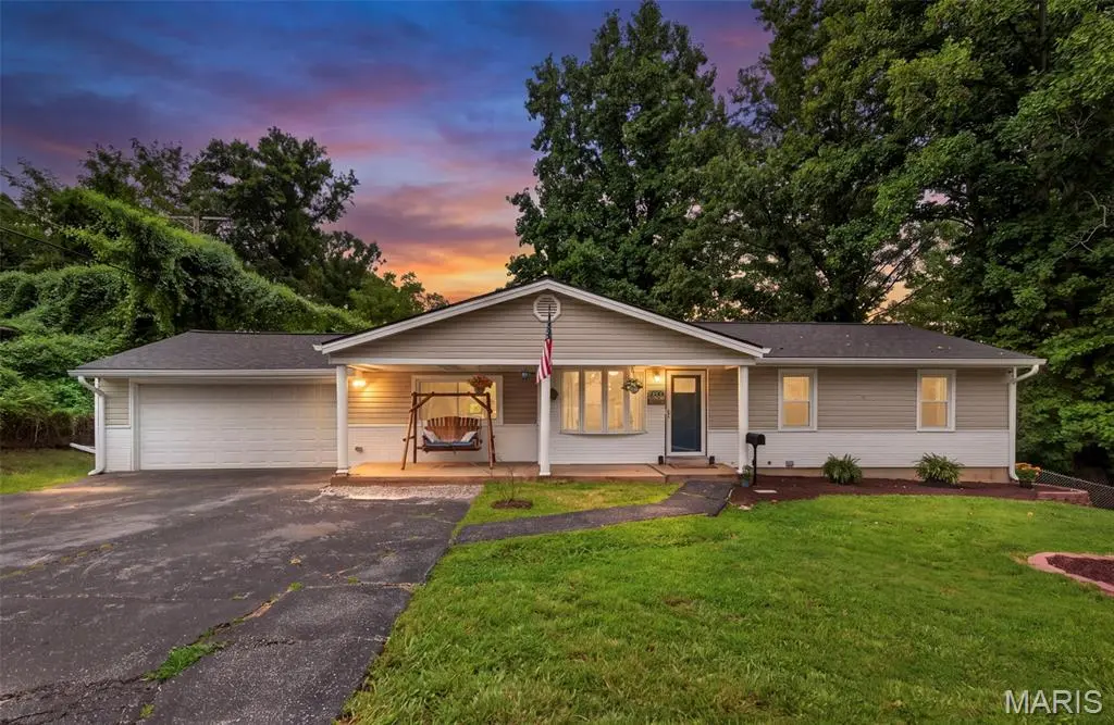 10800 Hobday AVE, St Ann, MO 63074
