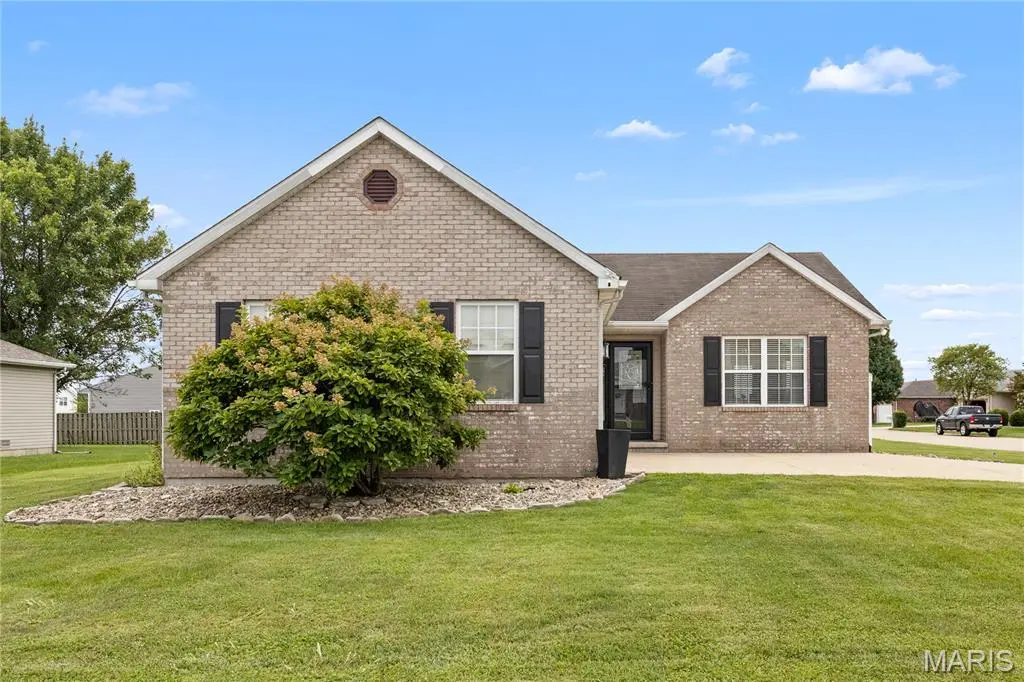 21 Doe CT, Moro, IL 62067