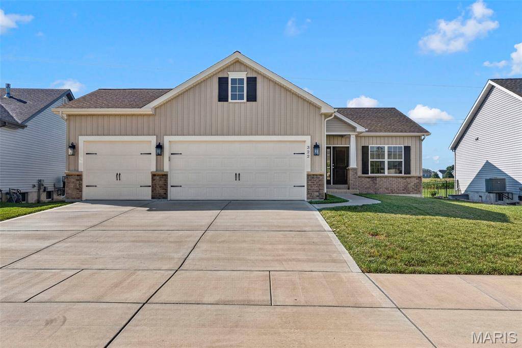 322 Summer Glen LN, St Charles, MO 63301