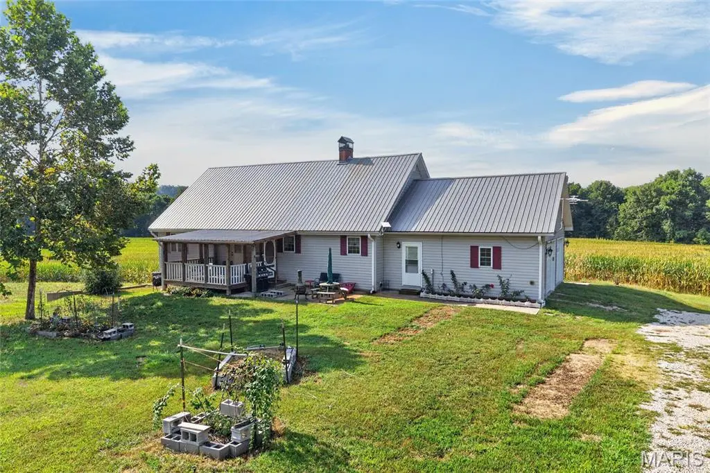 23347 S Highway 7, Richland, MO 65556