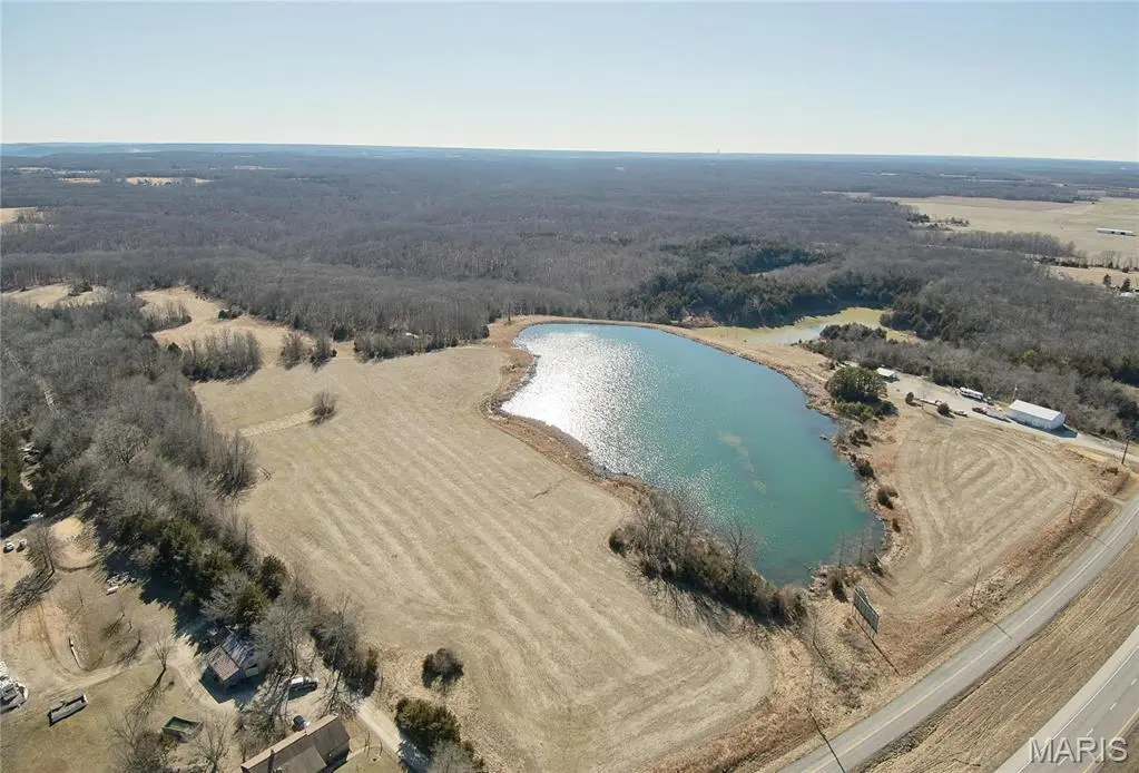 33.64 AC S Outer Road 1-70, New Florence, MO 63363
