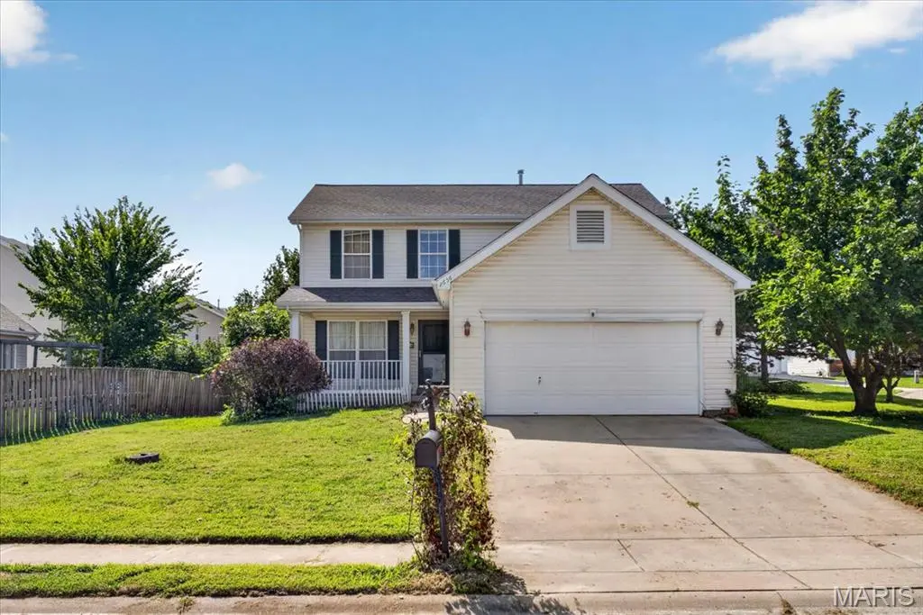 2656 Brookrun DR, Belleville, IL 62221