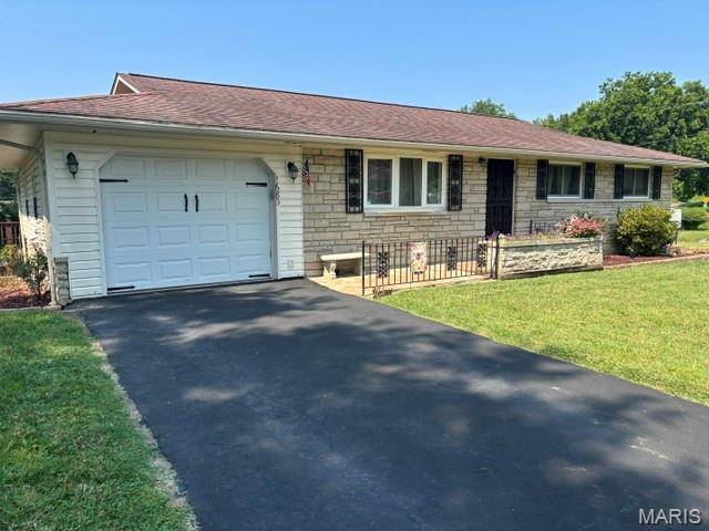 1683 Perryville RD, Cape Girardeau, MO 63701