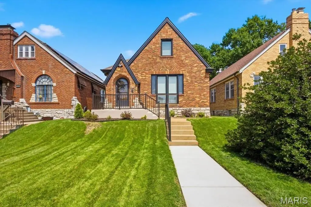5319 Loughborough AVE, St Louis, MO 63109