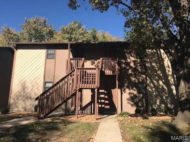 145 ASHLEY DR, Fairview Heights, IL 62208