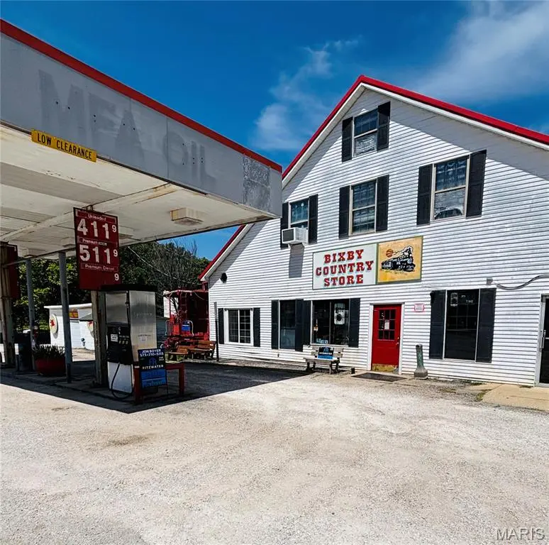 2569 Highway 32, Bixby, MO 65439