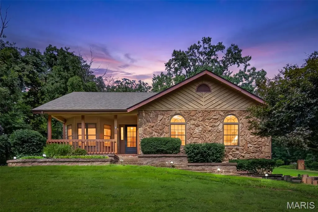 85 Mar Len DR, Defiance, MO 63341