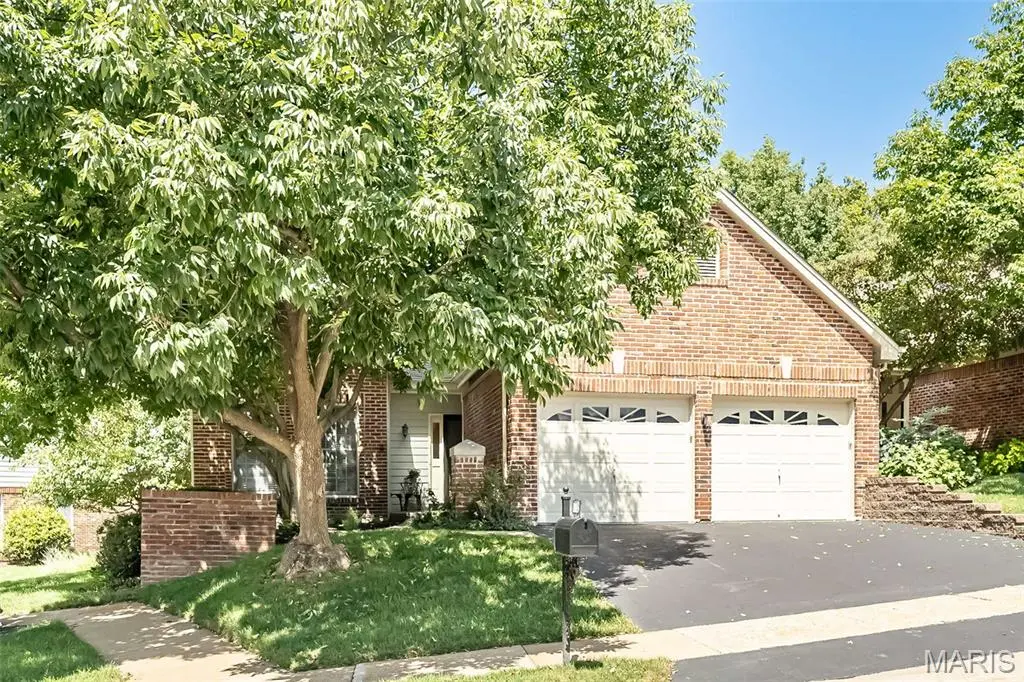 14143 Woods Mill Cove DR, Chesterfield, MO 63017